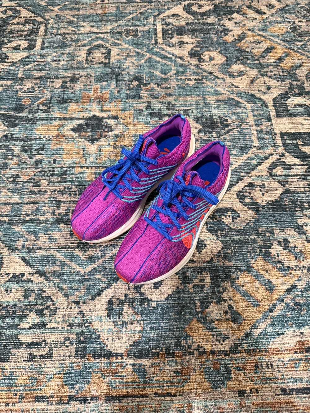 Nike Women's Purple Sneakers with Blue Laces
